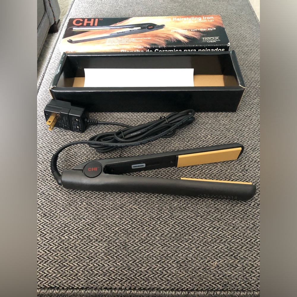 CHI Ceramic Hairstyling Iron